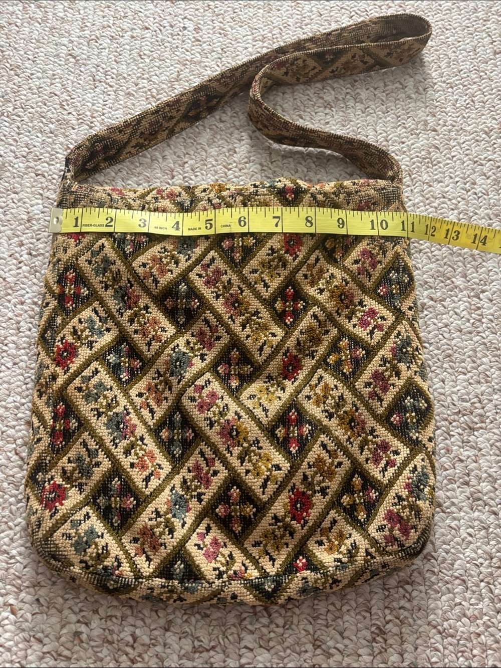 Woven Tapestry Crossbody Bag in Gold & Multicolor - Picture 5 of 7